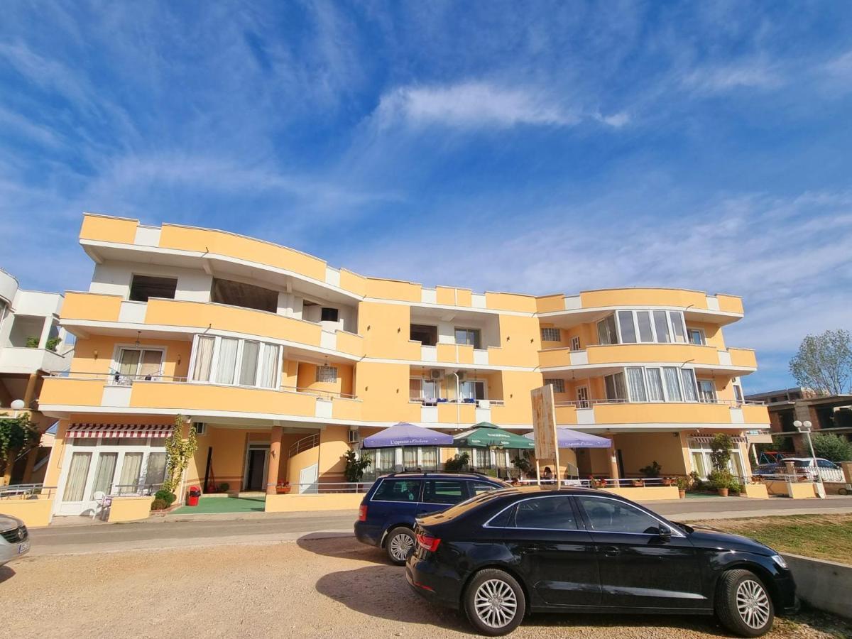 Grandino Rooms & Apartments 乌尔齐尼 外观 照片