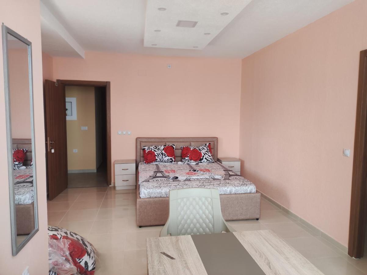Grandino Rooms & Apartments 乌尔齐尼 外观 照片