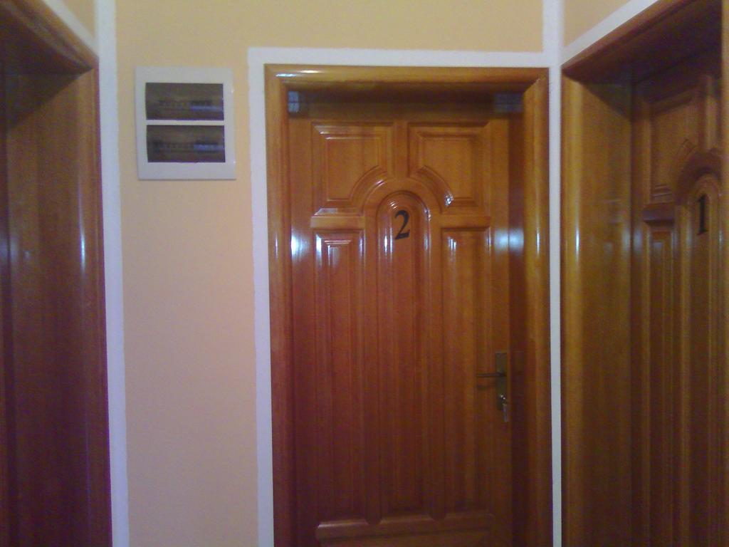 Grandino Rooms & Apartments 乌尔齐尼 外观 照片